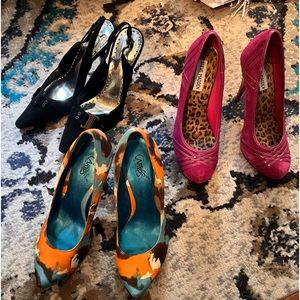 Lot. 3 pairs of heels size 7.5z gently worn but have plenty of life in them.